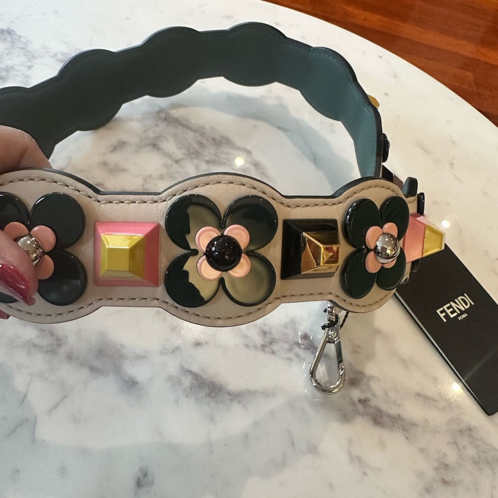 Fendi Floral Embellished Bag Strap - Picture 4 of 6